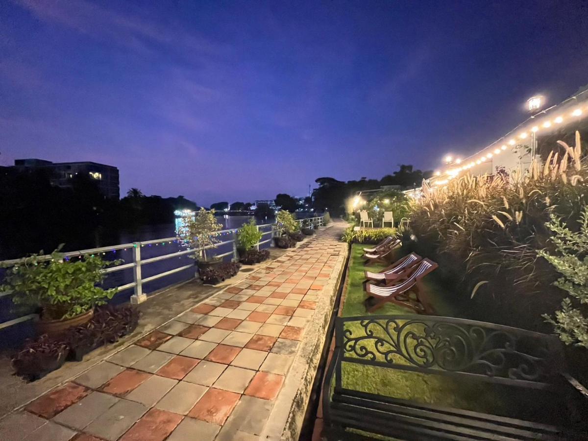 USABAI Riverside Boutique Hotel Chanthaburi Extérieur photo